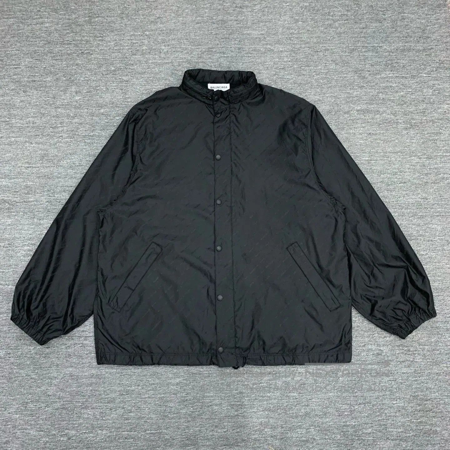 Balenciaga Balenciaga Black Printed Windbreaker Jacket. Size US XS / EU 42 / 0 - 1 Thumbnail