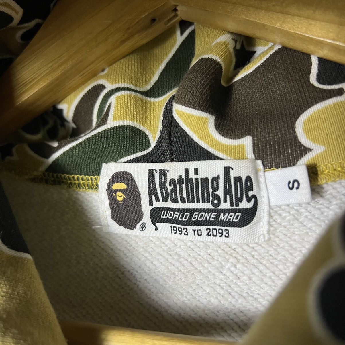 Bape A Bathing Ape Psyche Camo Shark Hoodie - 2021 - Yellow/Multi Size US S / EU 44-46 / 1 - 8 Thumbnail