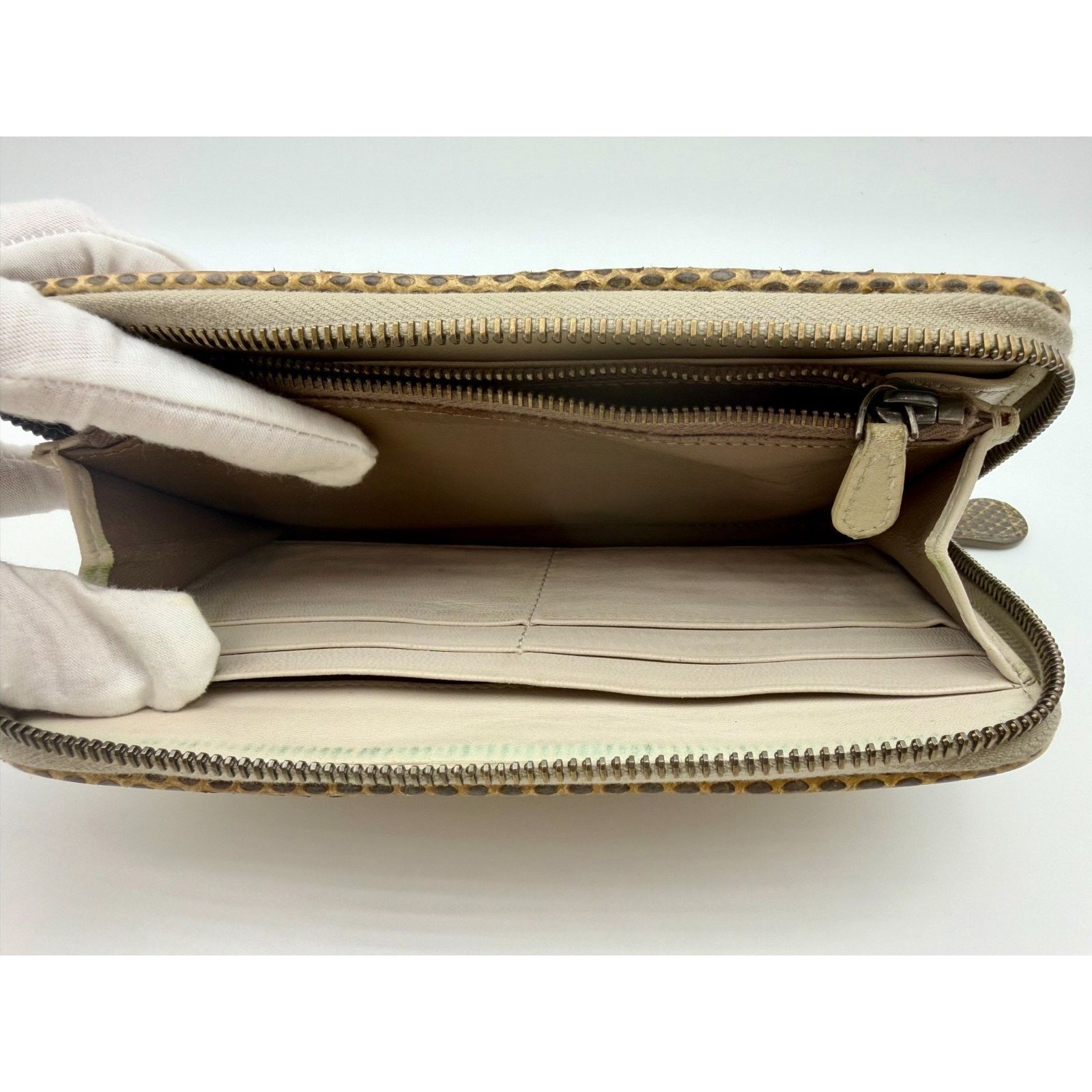 Bottega Veneta BOTTEGA VENETA Intrecciato Zippy Clutch Wallet Leather | COA Size ONE SIZE - 10 Thumbnail
