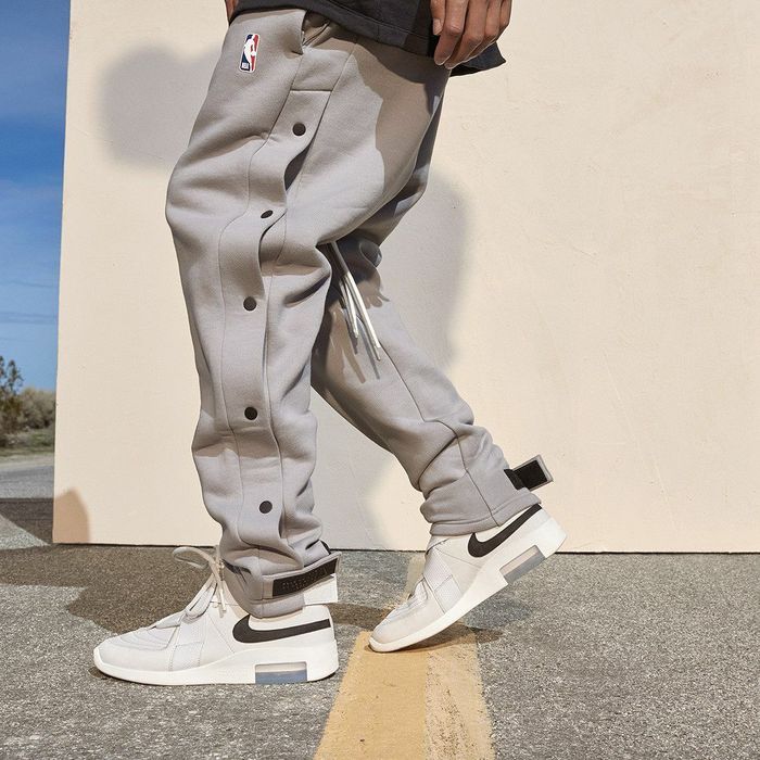 販売されてい NIKE × FEAR OF GOD TEAR AWAY PANTS | erational.com