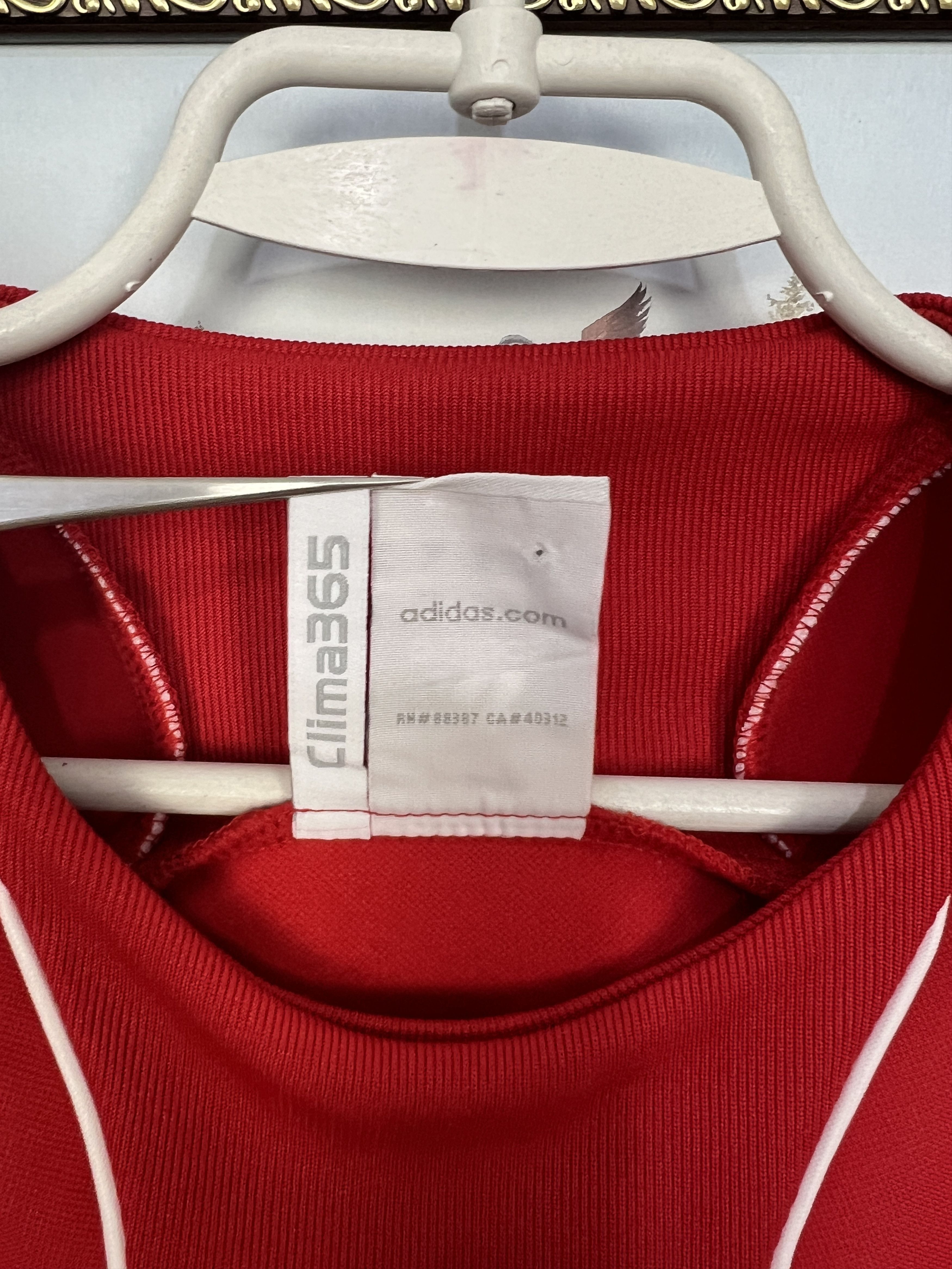 Adidas Vintage Adidas Liverpool Football Sweatshirt Soccer Crewneck Size US L / EU 52-54 / 3 - 8 Thumbnail