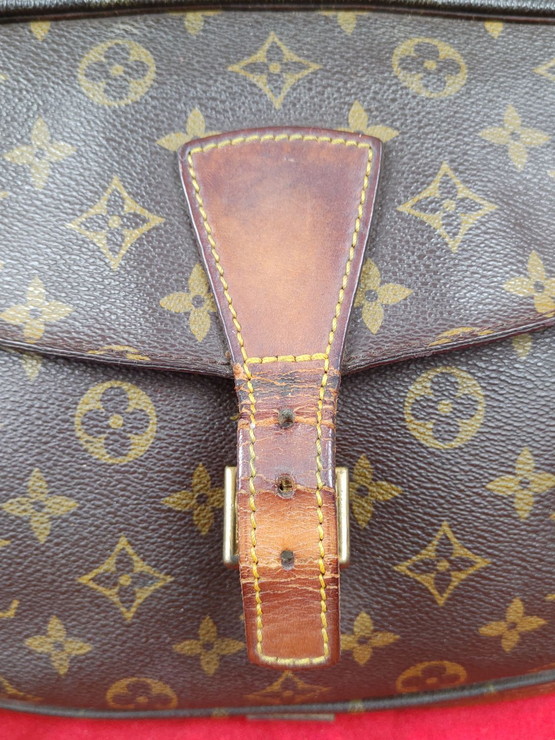 Louis Vuitton LV Louis Vuitton monogram Crossbody sling Bag #SB006DLL Size ONE SIZE - 5 Thumbnail