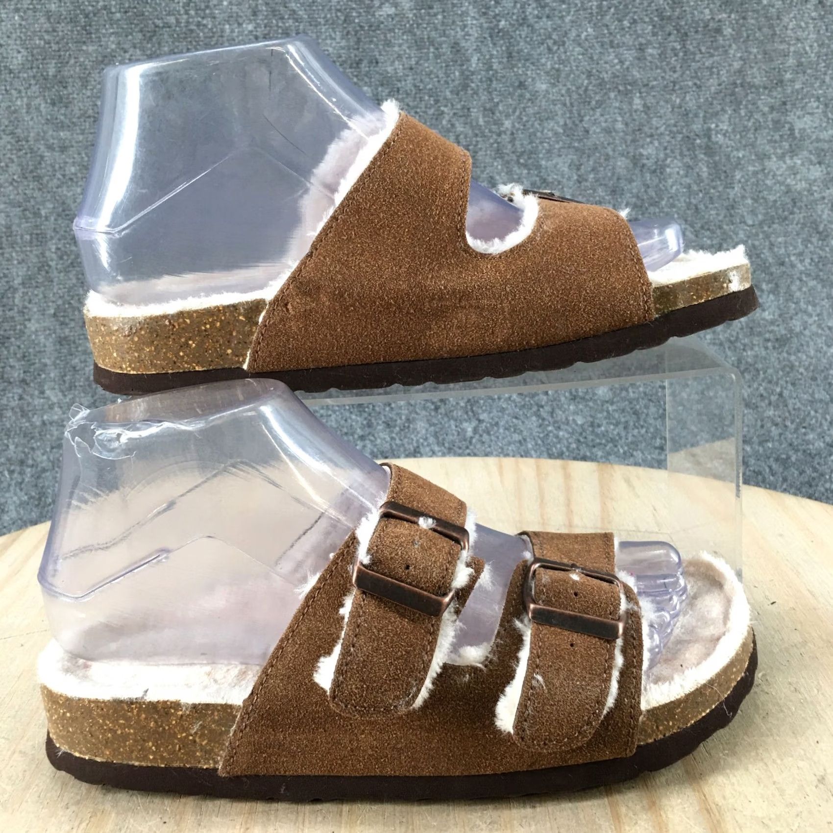 Vintage CUSHIONAIRE Slide Womens Brown Sandals Shearling Dual Buckle Strap Leather Size US 6 / IT 36 - 2 Thumbnail