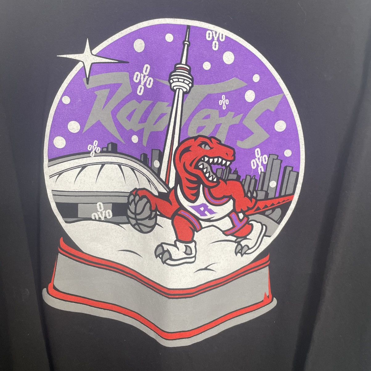NBA × October's Very Own OVO Raptors 2019 Christmas Day Long Sleeve Shirt Black XL Size US XL / EU 56 / 4 - 4 Thumbnail