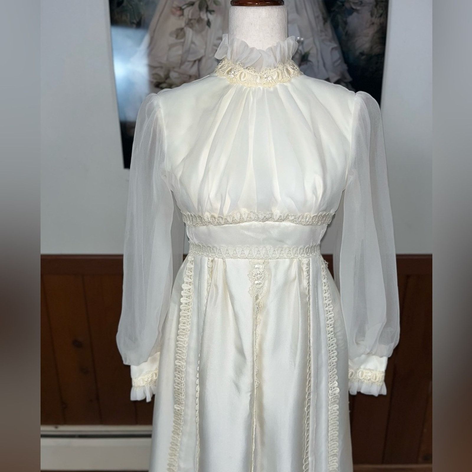 Other Vintage 1970s Alfred Angelo Velvet Organza Wedding Gown! Size S / US 4 / IT 40 - 3 Thumbnail
