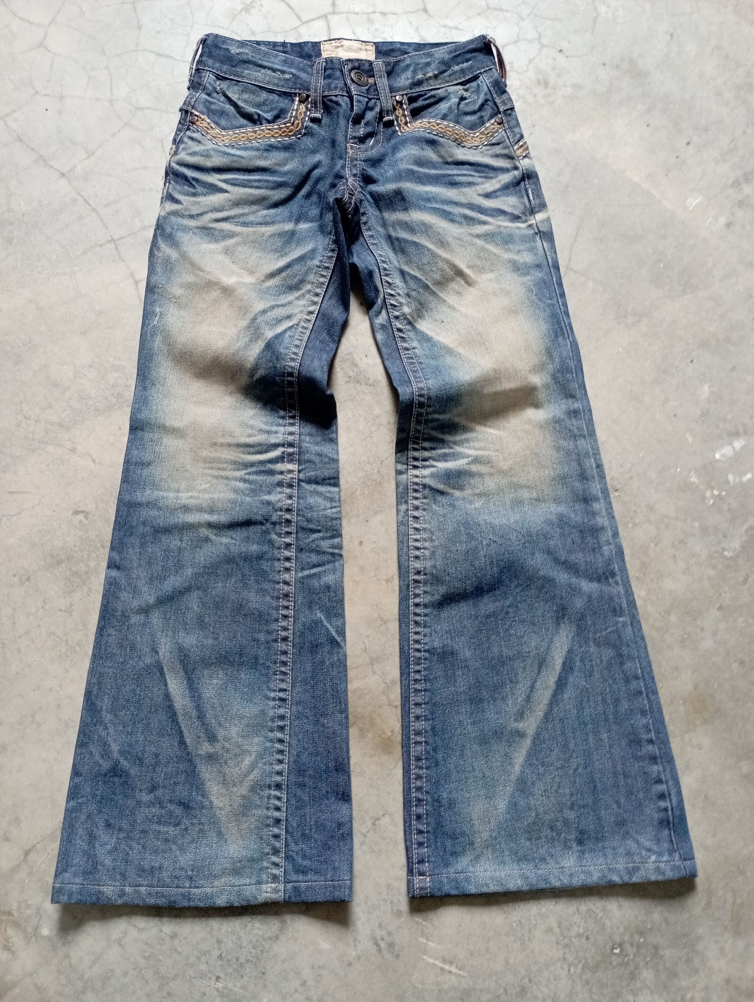 Tornado Mart Super Flare Jeans Mud Rusty Lolita Yoshitomo Nara Jeans Size 24" / US 00 / IT 34 - 1 Thumbnail