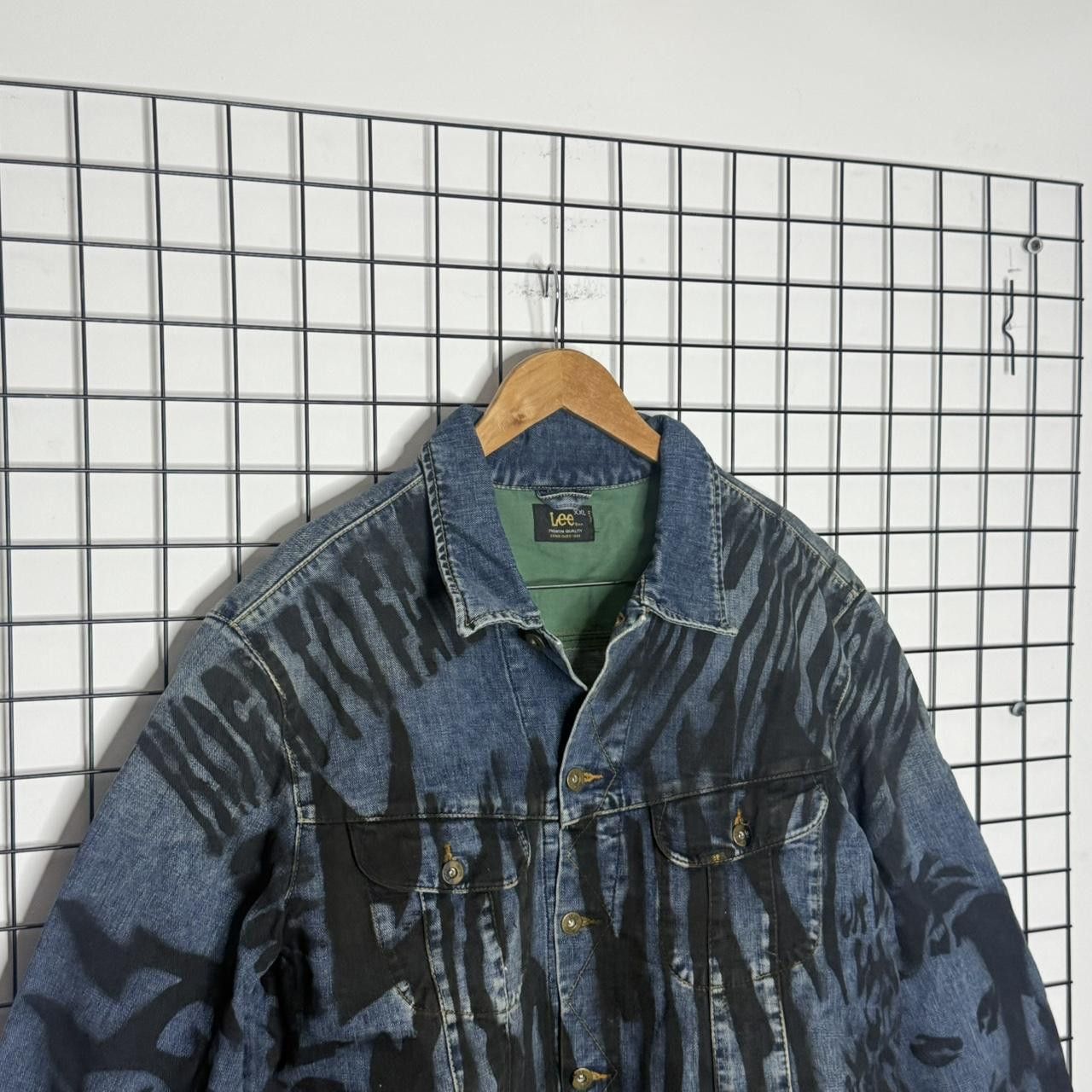 Vintage Jacket Handmade Painted Lee Vintage 90s Avantgarde Abstract Size US XL / EU 56 / 4 - 3 Thumbnail