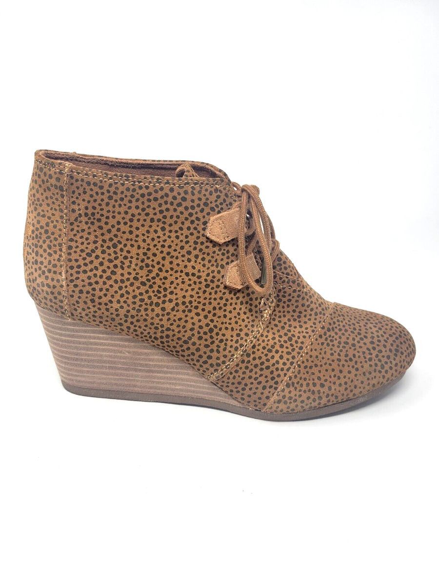 Toms TOMS Kala Wedge Booties Animal Print Suede Lace Up Sz 9.5 Size US 9.5 / IT 39.5 - 2 Thumbnail