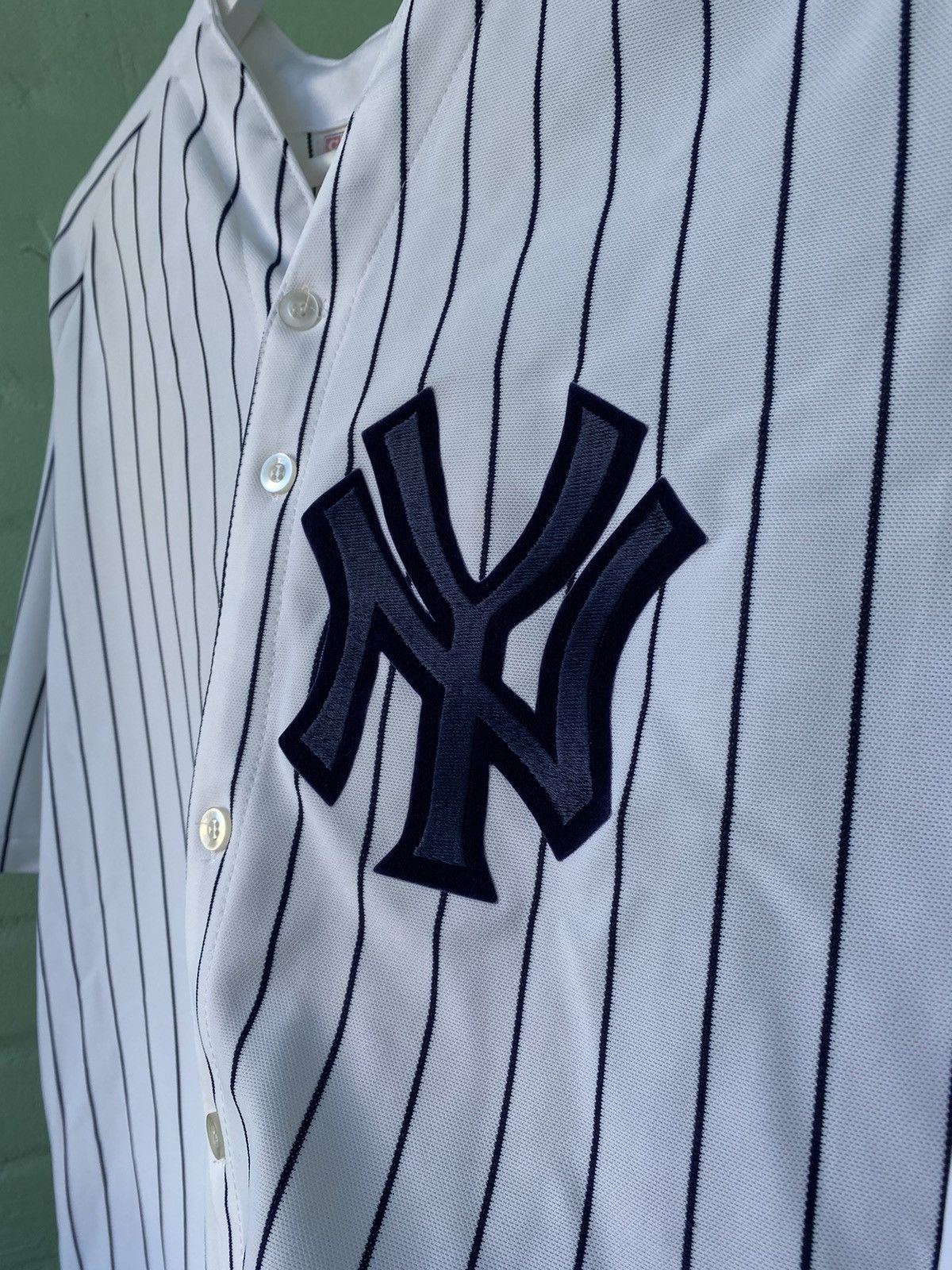 Vintage New York Yankees Majestic Jersey Size L Size US L / EU 52-54 / 3 - 8 Thumbnail