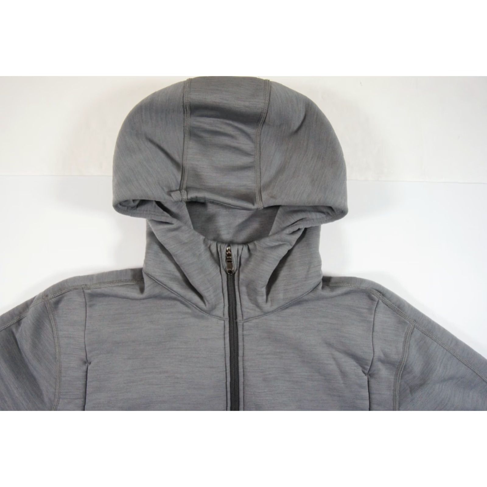Lululemon Lululemon Hoodie Men XL Gray Full Zip Fleece Outdoor Casual Long Sleeve Regular Size US XL / EU 56 / 4 - 2 Thumbnail