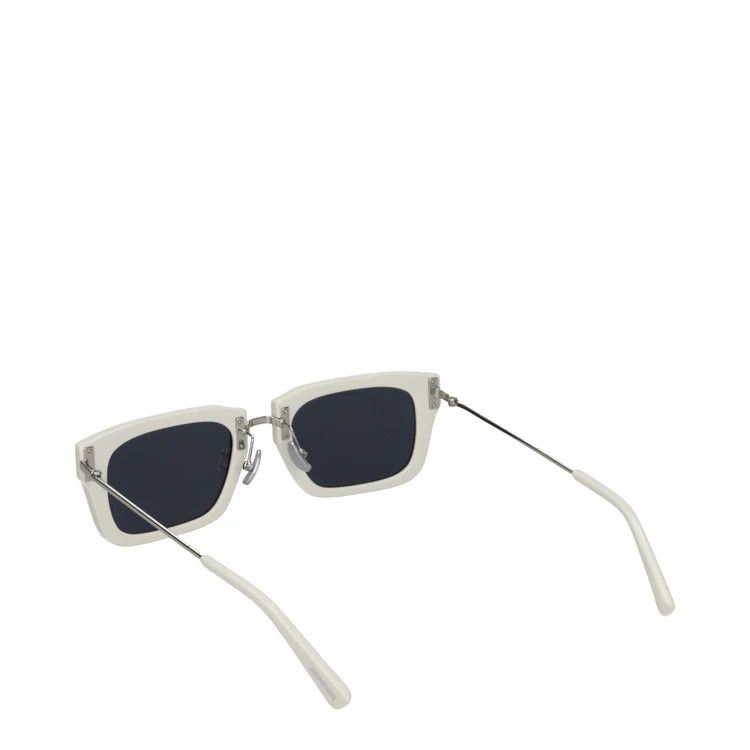 Jacquemus ob1o1e1124 Size: OS / Acetate Sunglasses in White Size ONE SIZE - 2 Thumbnail