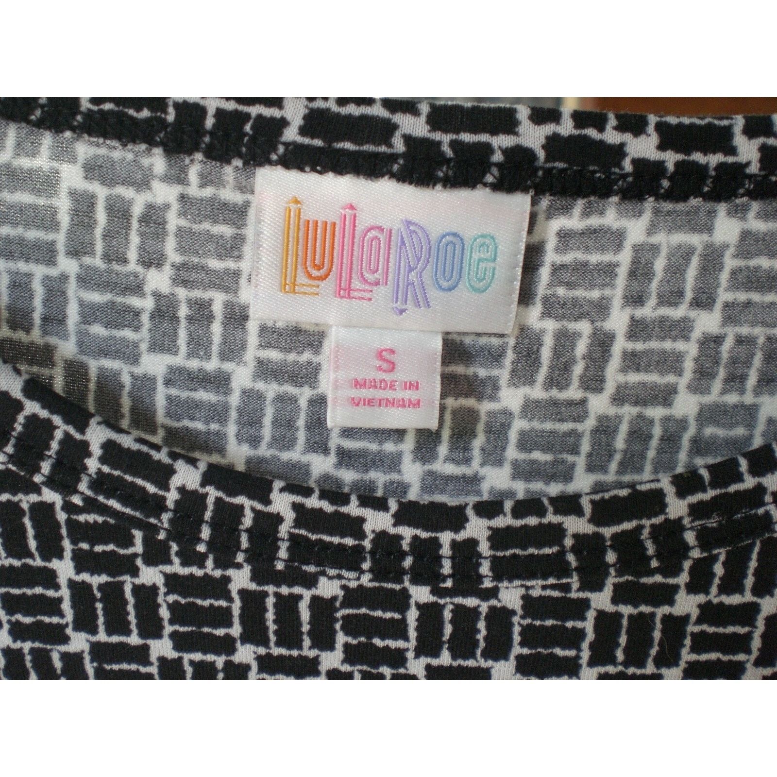 Other NWT LuLaRoe Black White Debbie Dress SMALL Size S / US 4 / IT 40 - 3 Thumbnail
