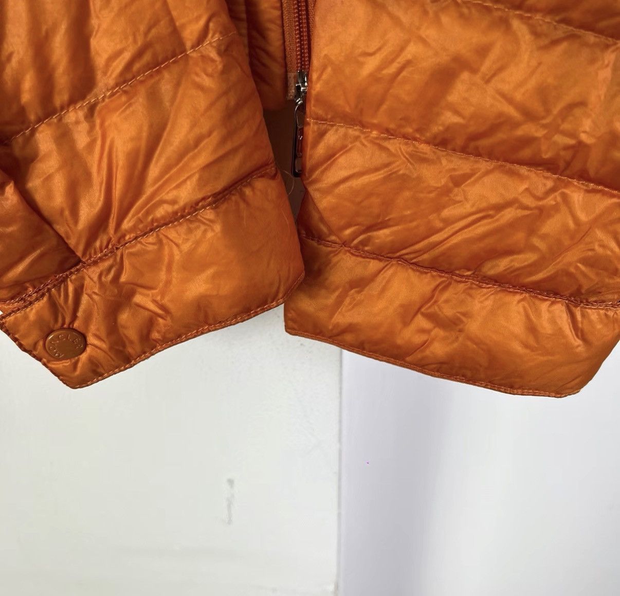 Moncler Moncler / Orange Lightweight Down Jacket K12 Size S / US 4 / IT 40 - 6 Thumbnail