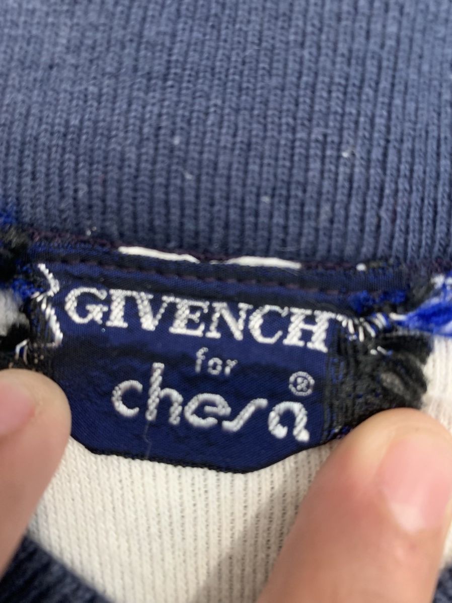 Givenchy vintage 70s Givenchy for chesa v neck Size US S / EU 44-46 / 1 - 5 Thumbnail