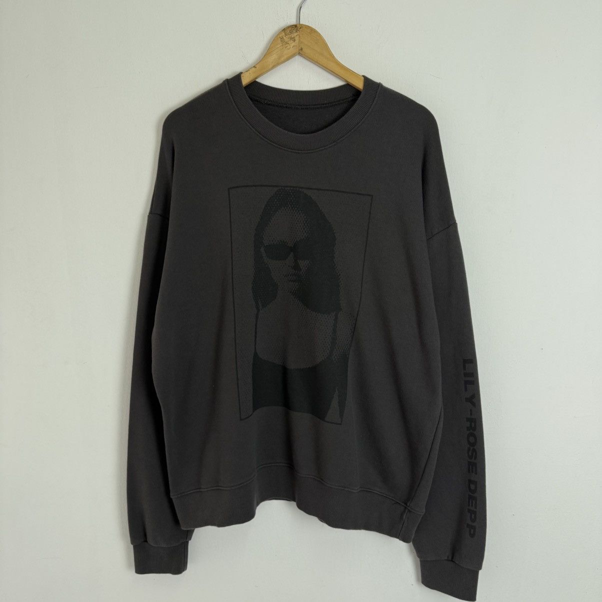 Band Tees Lily-Rose Depp Sweatshirt Size US L / EU 52-54 / 3 - 1 Thumbnail