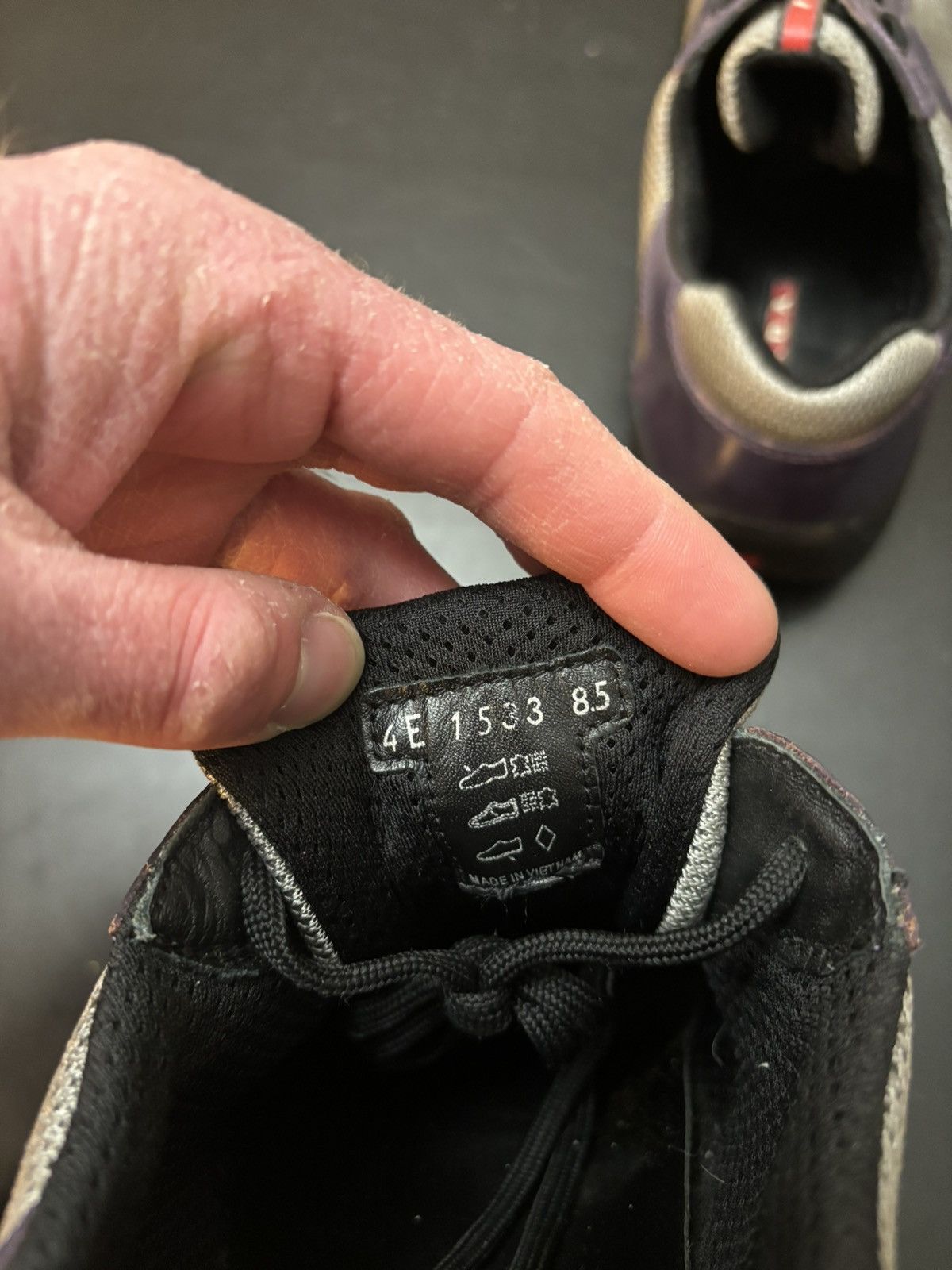 Prada Prada America’s Cup Retro Patent Leather Sneaker Purple Grey Size US 8.5 / EU 41-42 - 8 Thumbnail