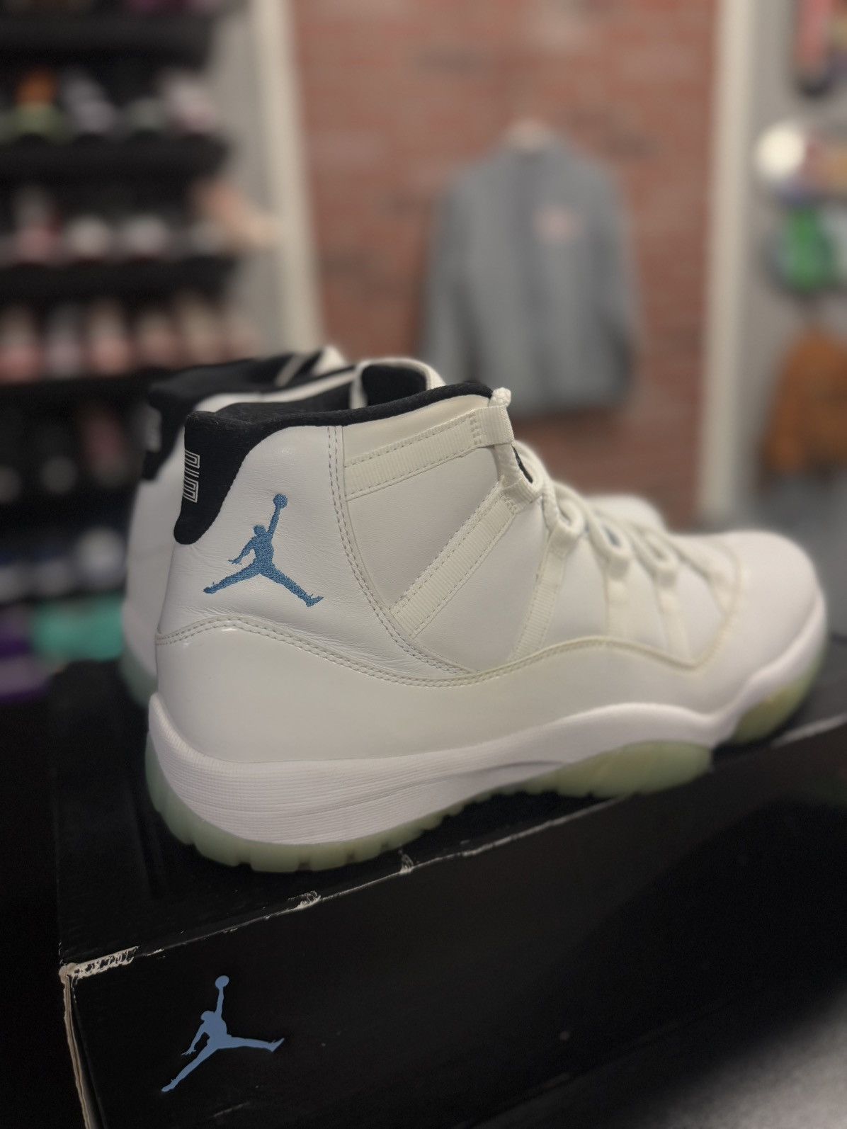 Jordan Brand × Nike Jordan 11 Legand Blue Size 11.5 2014 OG Clean 🧼 Size US 11.5 / EU 44-45 - 3 Thumbnail