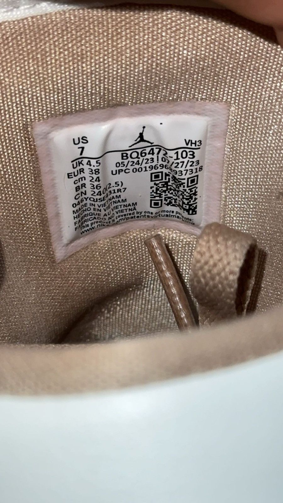 Jordan Brand Air Jordan 1 Mid Desert Size US 7 / IT 37 - 8 Thumbnail