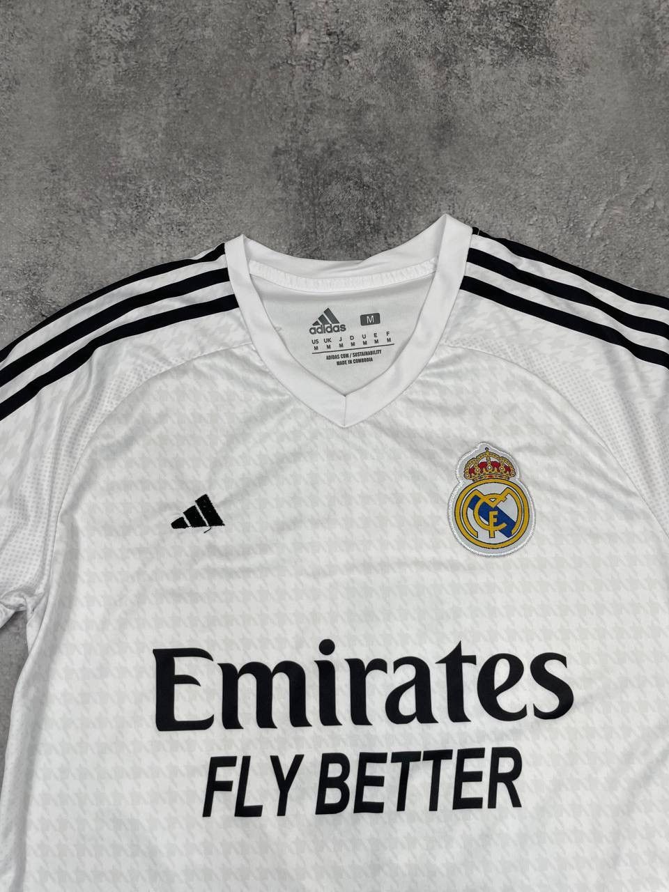 Adidas Mbappe Adidas Real Madrid Men Home Football Shirt Jersey Size US M / EU 48-50 / 2 - 2 Thumbnail