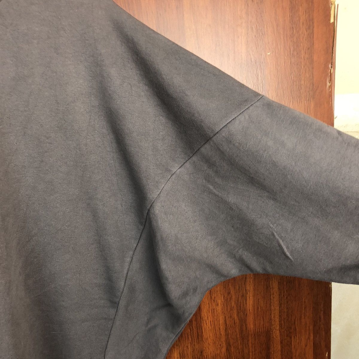 Japanese Brand × Vintage Contribe Grey vintage sweatshirr Cloaks #7557 Size US M / EU 48-50 / 2 - 8 Thumbnail