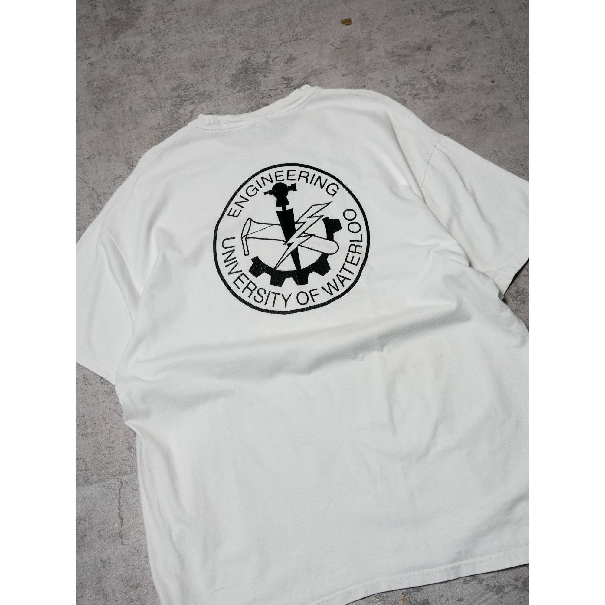 Vintage Vintage 2001 University of Waterloo Engineering Orientation Size US XL / EU 56 / 4 - 4 Thumbnail