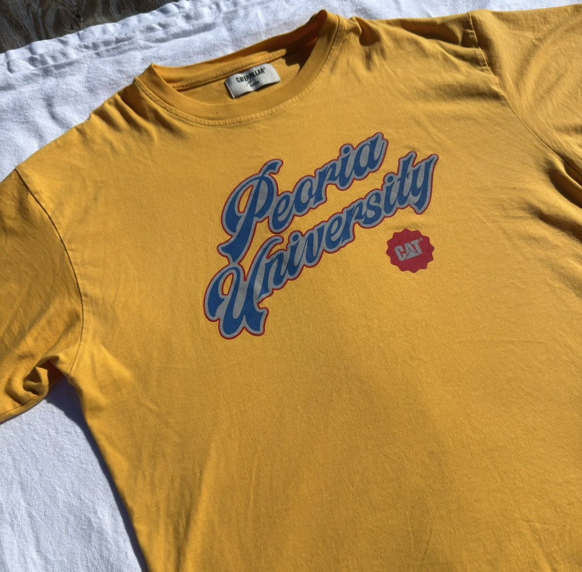 Caterpillar Peoria University College Cat Caterpillar Graphic Script Tee Size US L / EU 52-54 / 3 - 2 Thumbnail