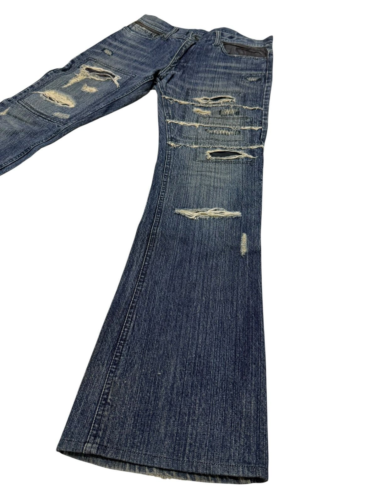 Le Grande Bleu (L.G.B.) Flared Jeans Rupert Difference Distressed Rare Design Denim Size US 30 / EU 46 - 2 Thumbnail