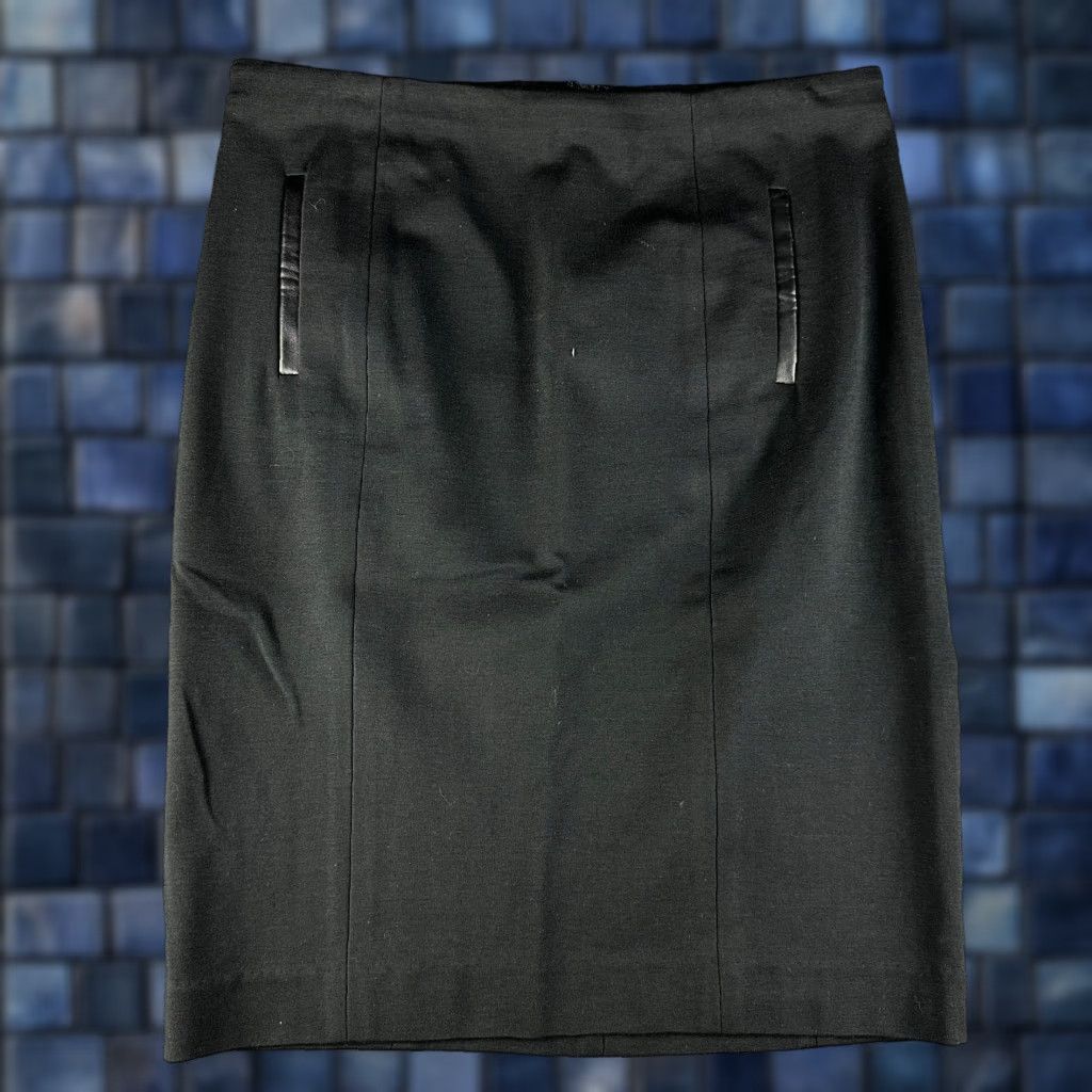 Ann Taylor Ann Taylor Skirt Womens 6 Pencil Black Stretch Back Zip Faux Leather Trim Size 28" / US 6 / IT 42 - 1 Thumbnail