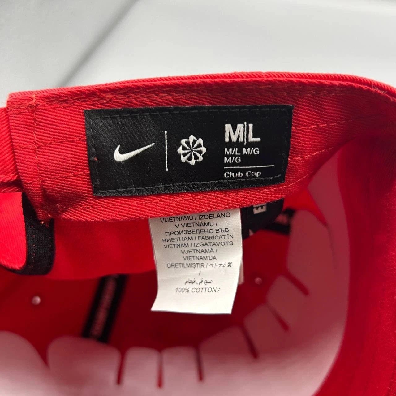 Nike Georgia Bulldogs x Nike Club Hat Men M-L Strap Back Cotton Size ONE SIZE - 3 Thumbnail