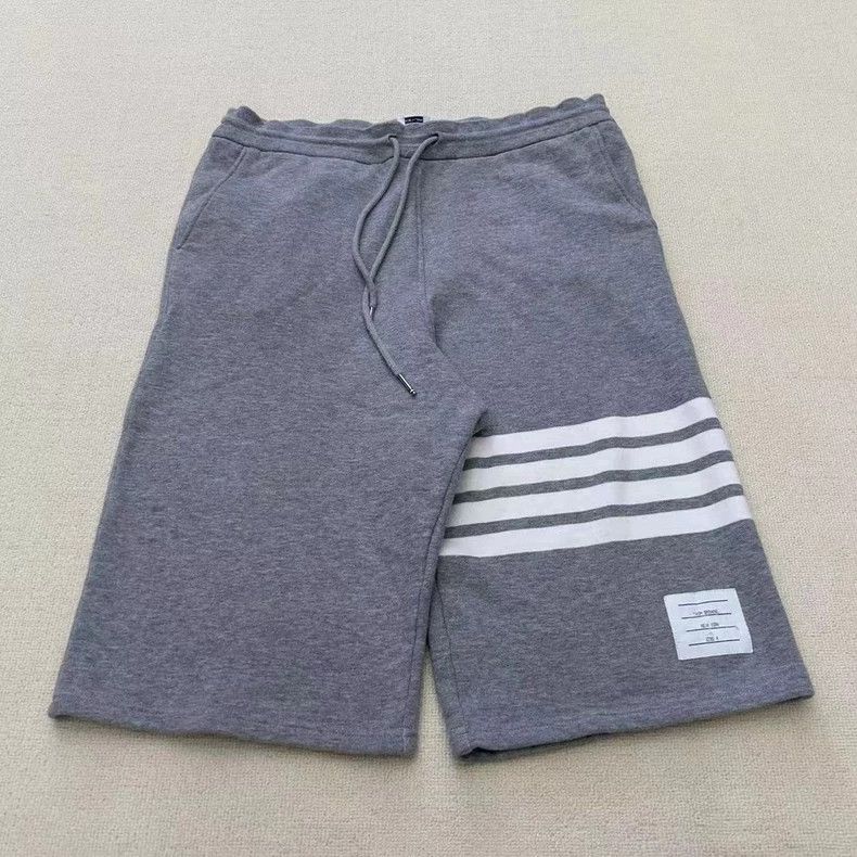 Thom Browne Thom Browne size4 Knitted shorts Size US 30 / EU 46 - 2 Thumbnail
