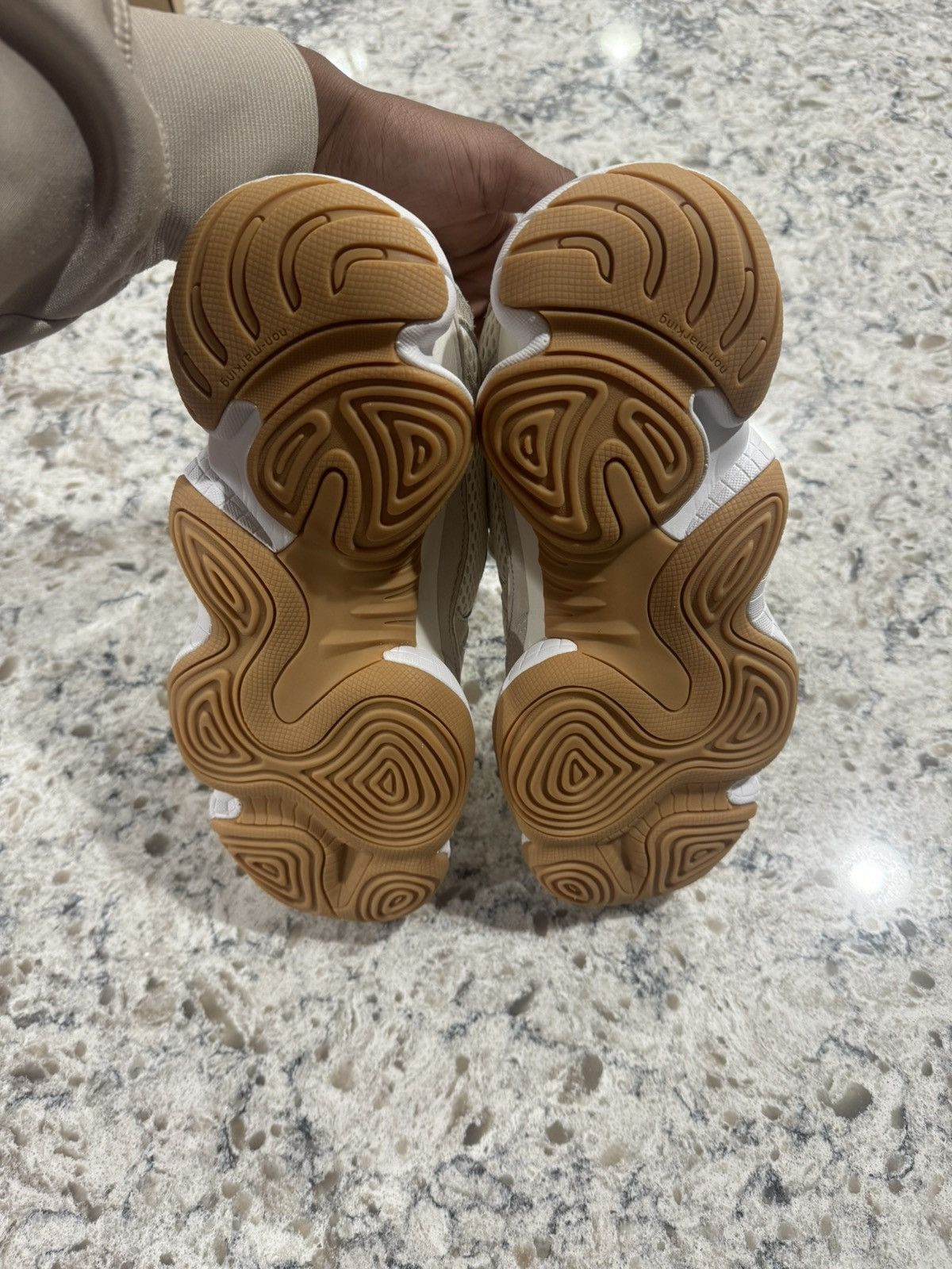 Adidas × Kanye West Adidas Yeezy 500 Stone Taupe Size US 10 / EU 43 - 5 Thumbnail