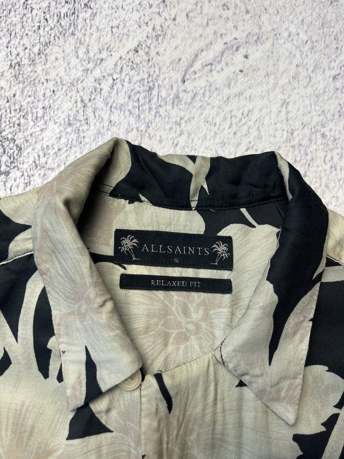 Allsaints Vintage Allsaints Viscose Y2K Hawaii Shirt Size US S / EU 44-46 / 1 - 9 Thumbnail