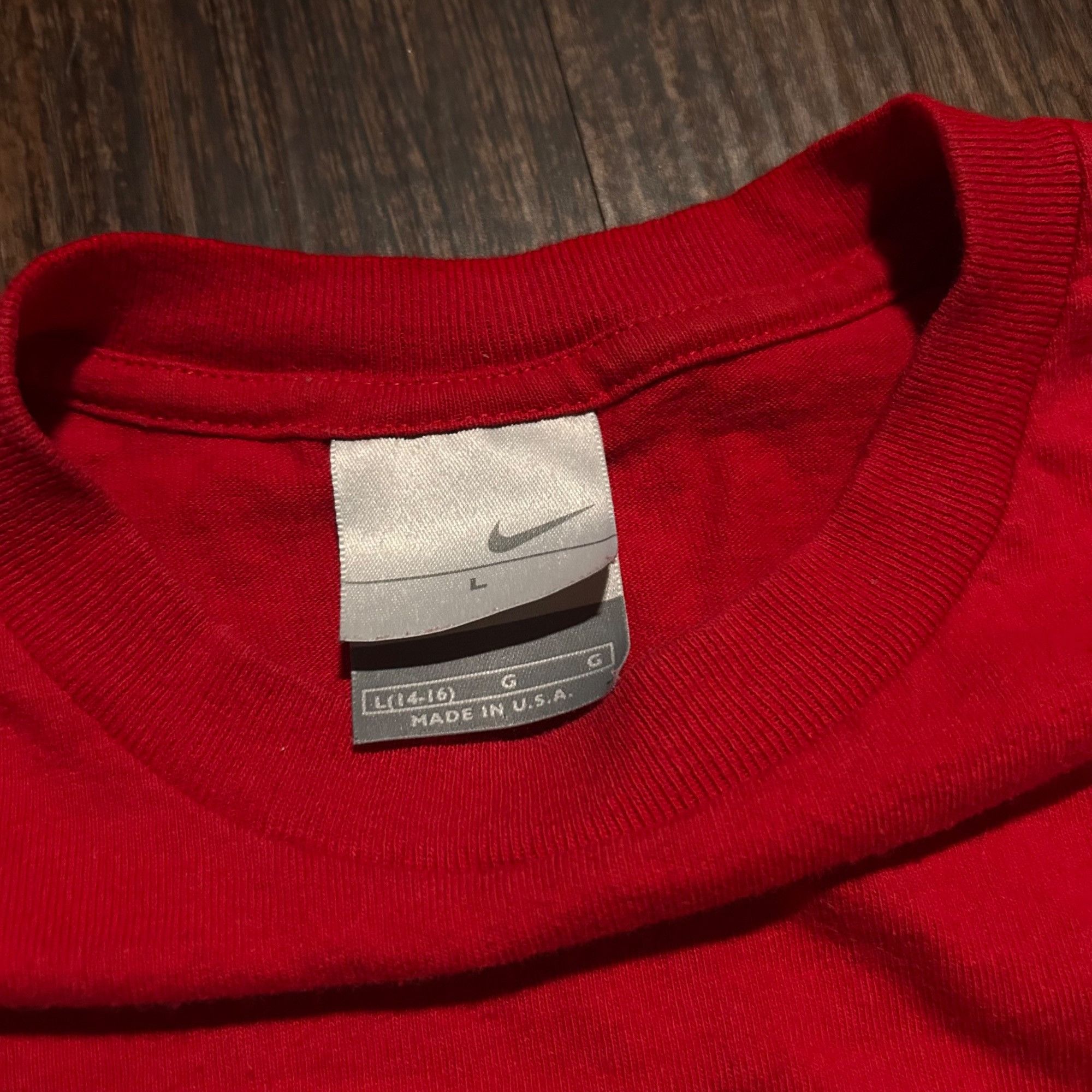 Nike Vintage/Y2K Nike Red Long Sleeve Shirt Size US L / EU 52-54 / 3 - 3 Thumbnail