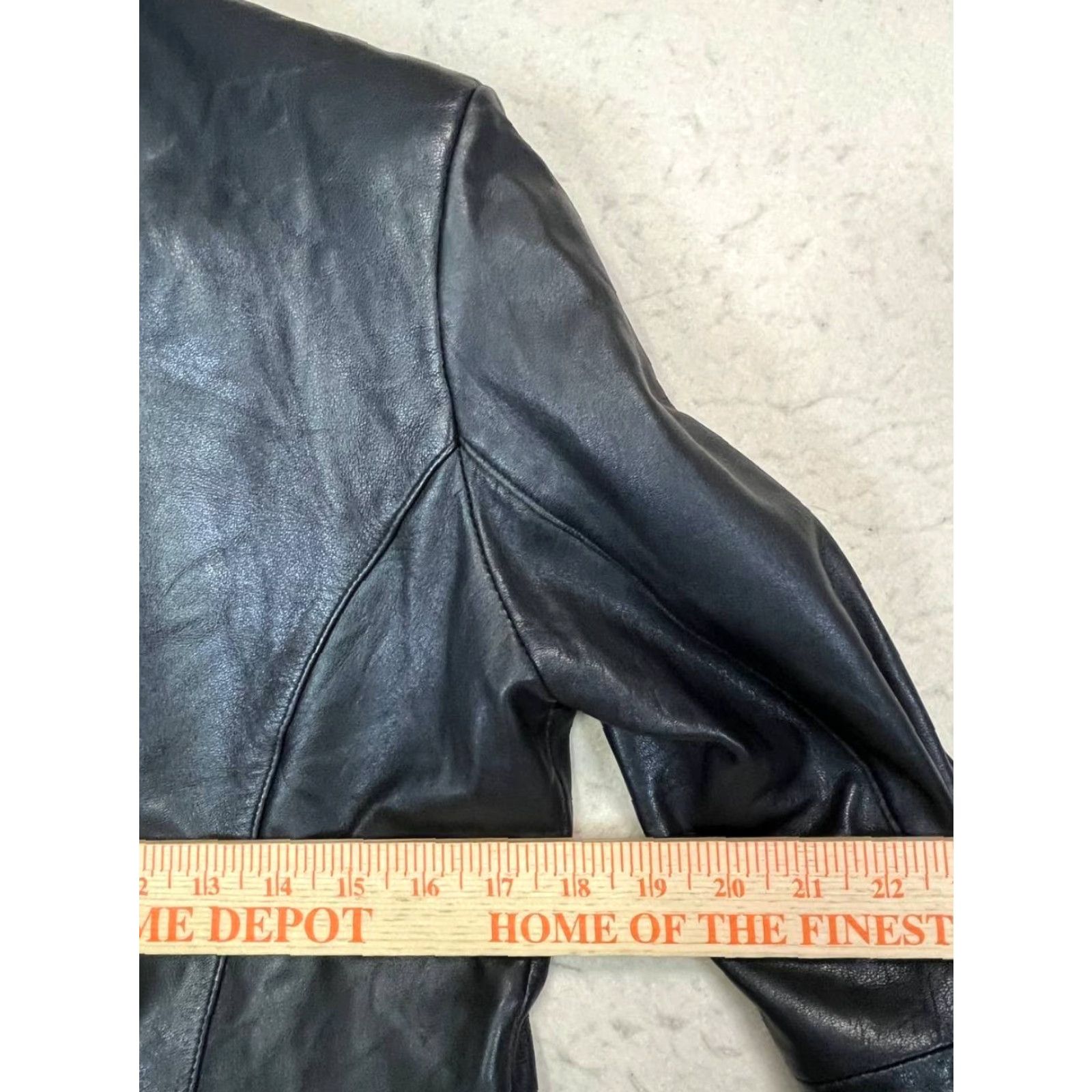 Vintage VINTAGE Pelle Studio Jacket Women S Black Leather Long Sleeve Button Short Outer Shell Leather Solid Polyester Lining Casual Basic Jacket Size S Size S / US 4 / IT 40 - 5 Thumbnail