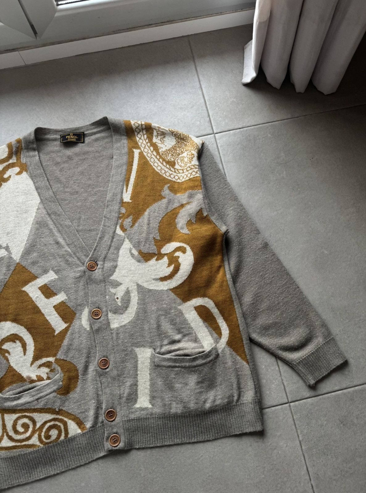Fendi Fendi Maglia Vintage Knited Men’s 50 Size Button Wool Cardigan Sweater Pullover Size US L / EU 52-54 / 3 - 3 Thumbnail