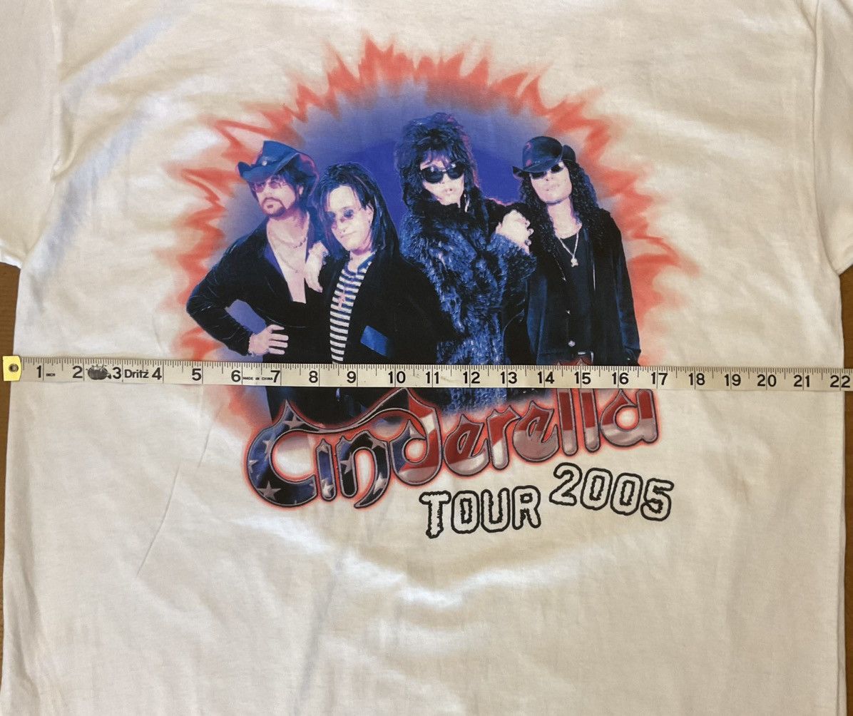 Hanes CINDERELLA TEE Size US L / EU 52-54 / 3 - 4 Thumbnail
