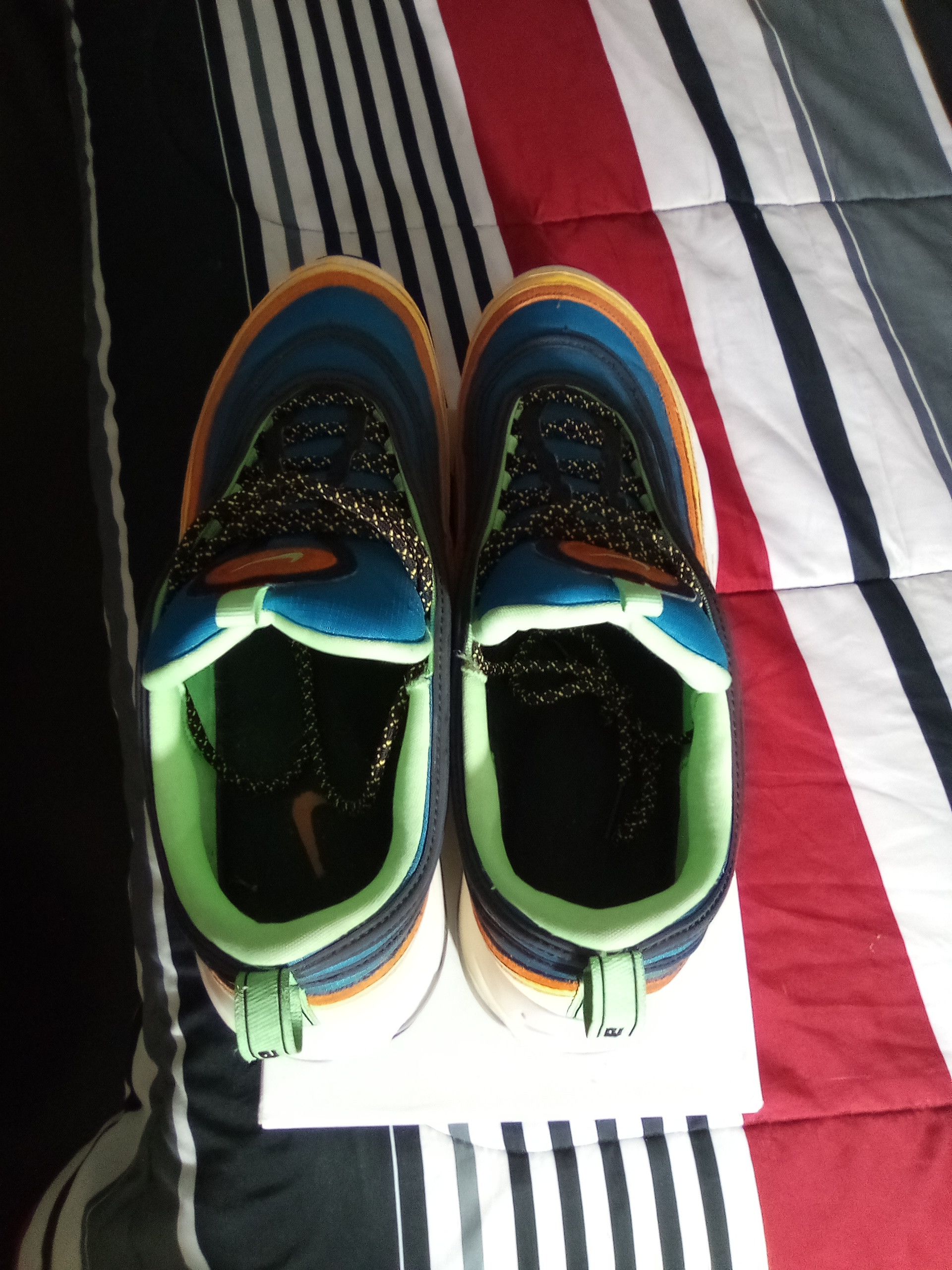 Nike Nike shoes Best looking shoes Best color Size US 12 / EU 45 - 2 Thumbnail