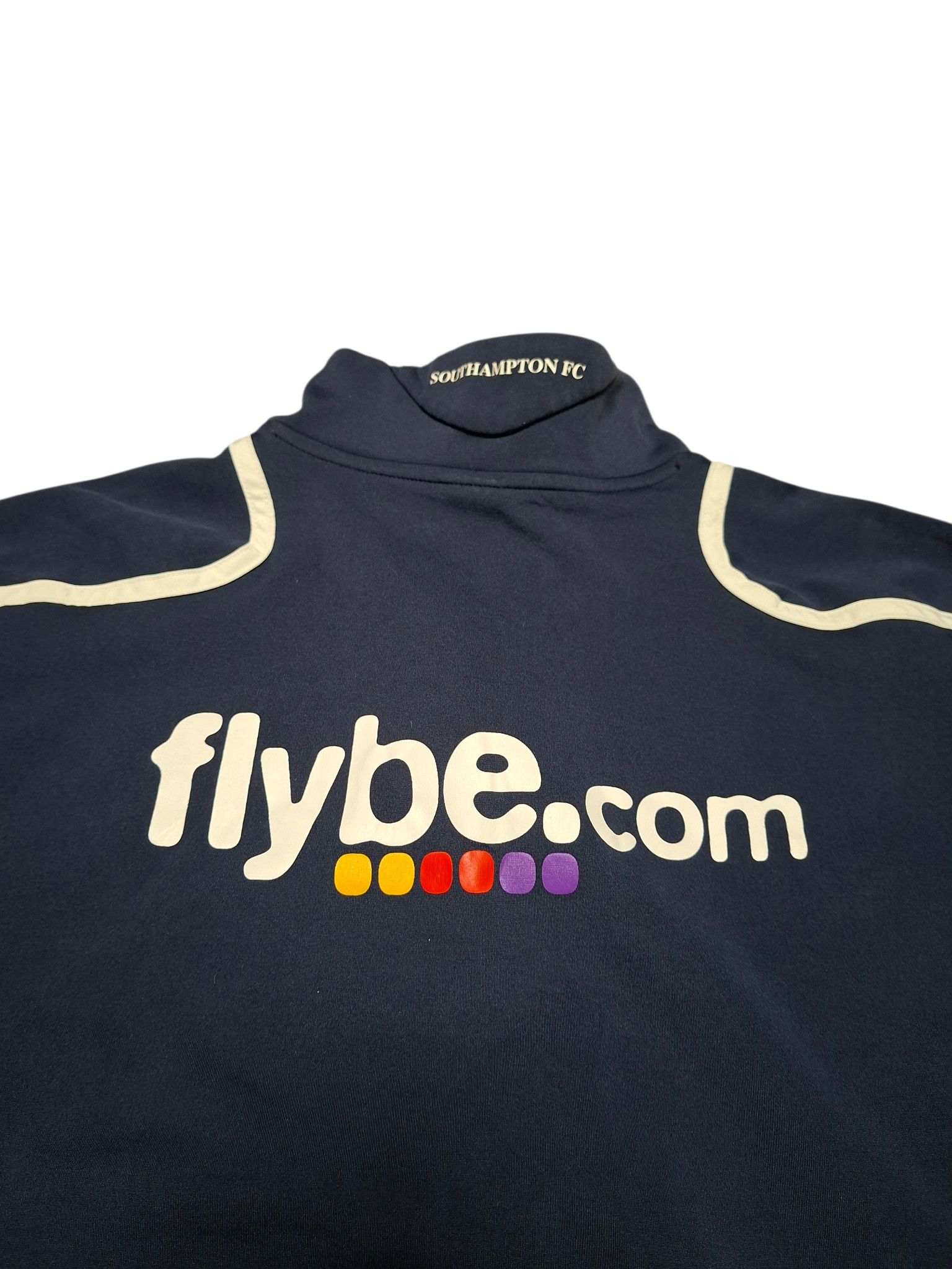 Umbro SOUTHAMPTON UMBRO VINTAGE SOCCER TRAINING SWEATSHIRT Size US XXL / EU 58 / 5 - 4 Thumbnail