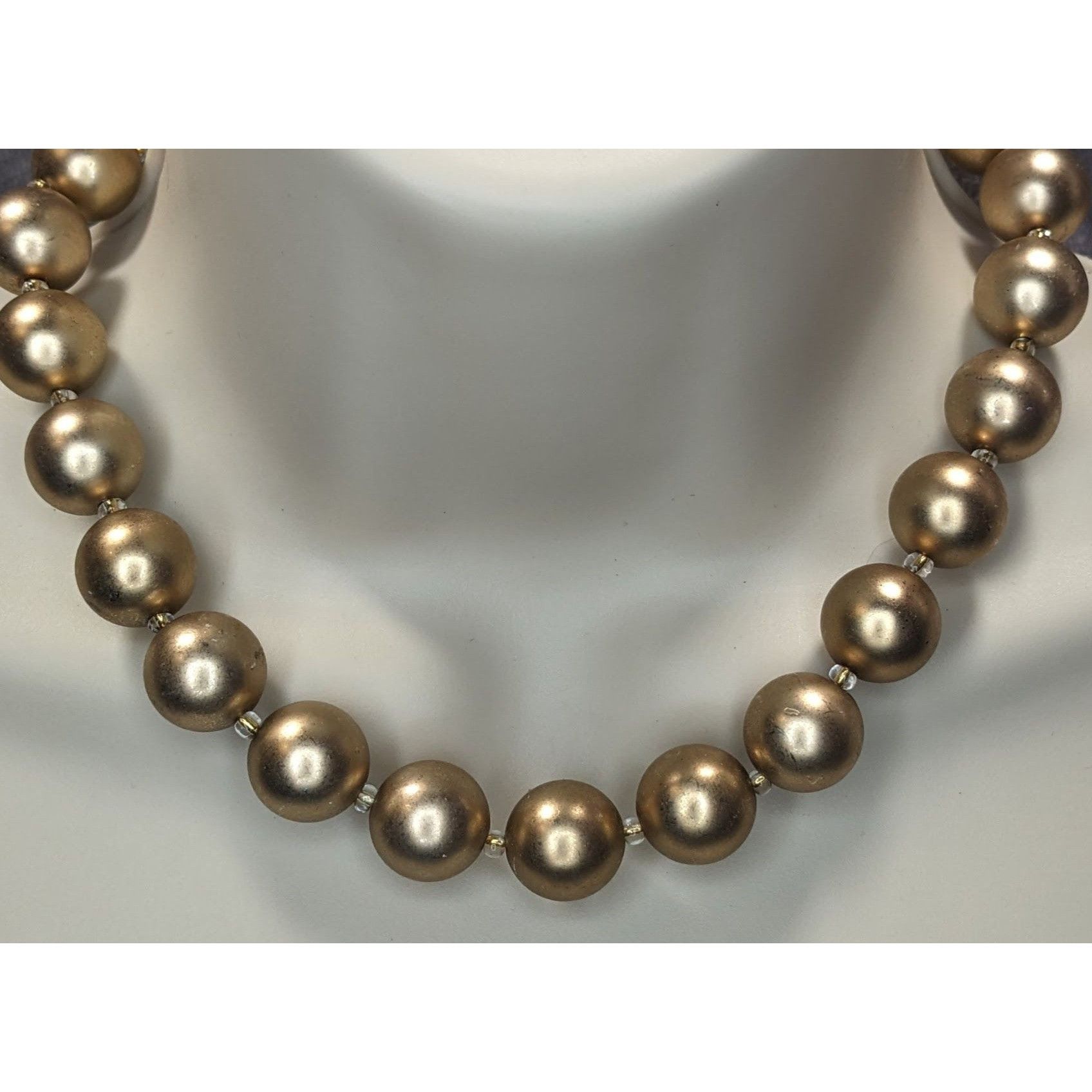 Other Vintage Glam Gold-Tone Beaded Necklace With Barrel Clasp Mad Size ONE SIZE - 1 Thumbnail