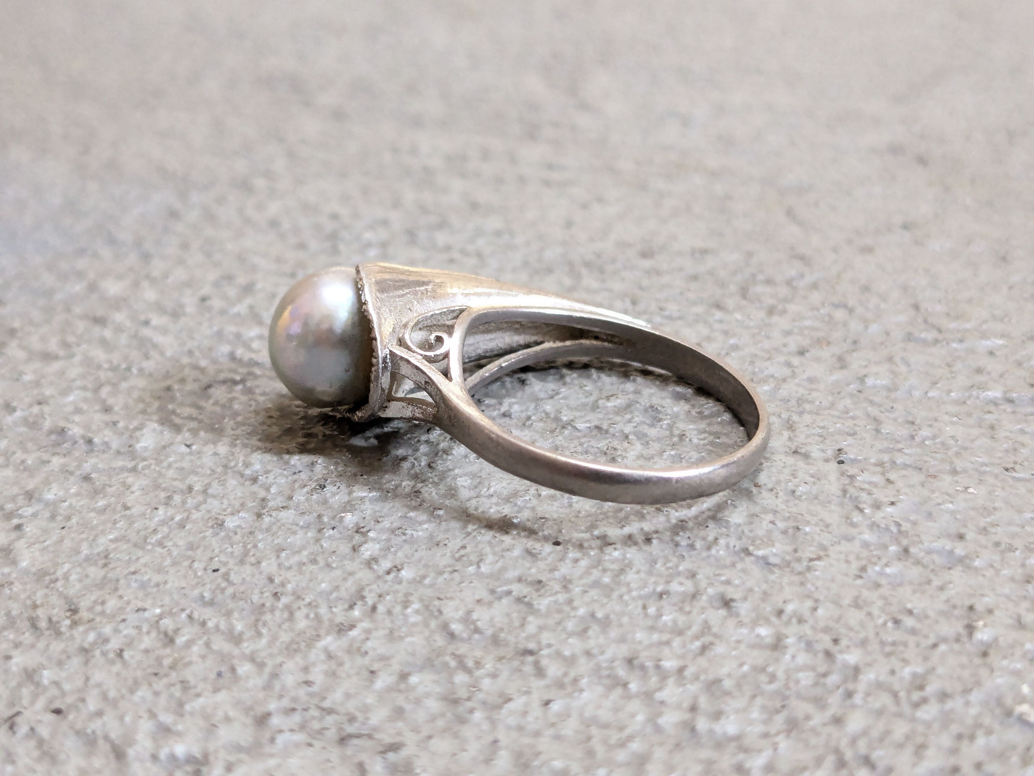 Vintage Vintage Sterling Silver Ring Pearl 6.75 Modern Avant Garde Size ONE SIZE - 2 Thumbnail