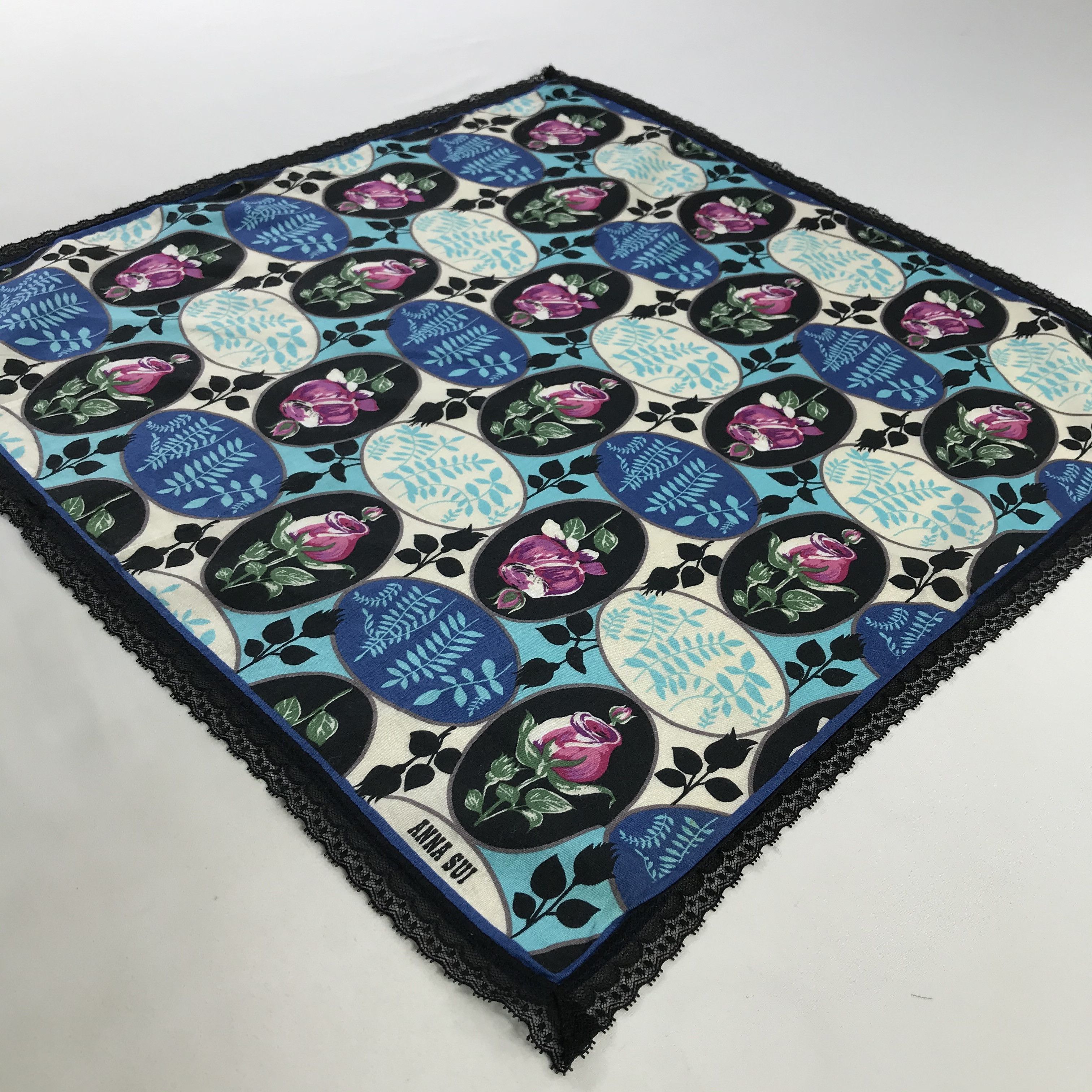 Anna Sui × Vintage Anna Sui Bandana / Handkerchief / Neckerchief - S1081 Size ONE SIZE - 2 Thumbnail