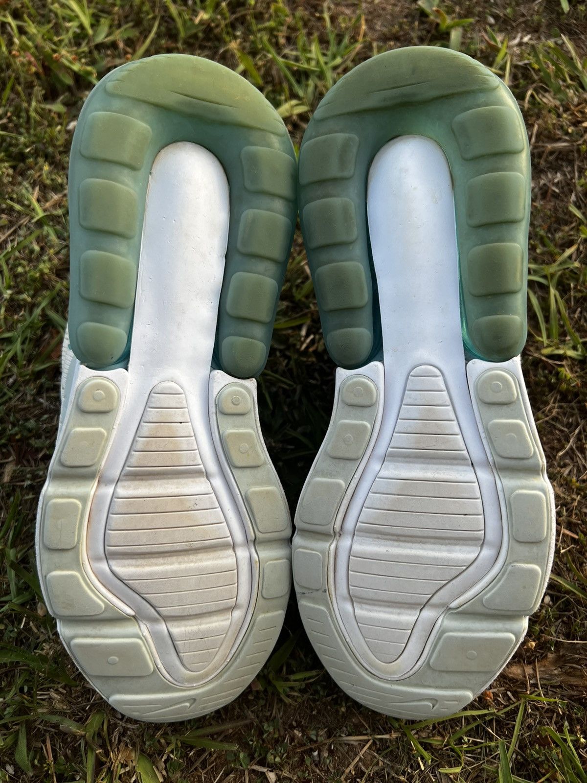 Nike CLEAN Nike size 5 Air Max 270 Denim Blue running shoes Size US 5 / EU 37 - 10 Thumbnail
