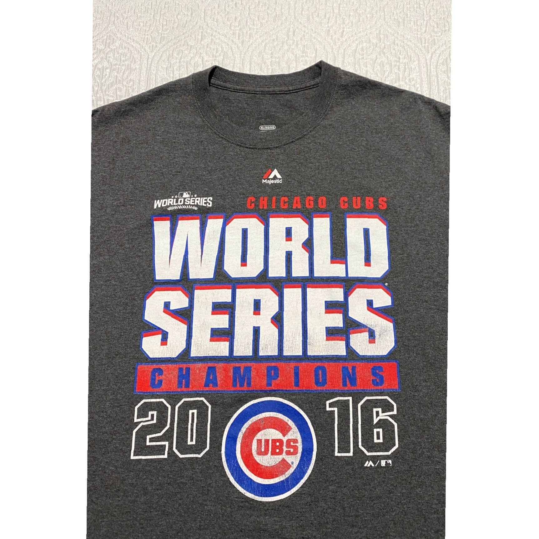 Vintage VINTAGE Chicago Cubs World Series Champions 2016 T Shirt XL Gray Graphic Print Size US XL / EU 56 / 4 - 2 Thumbnail