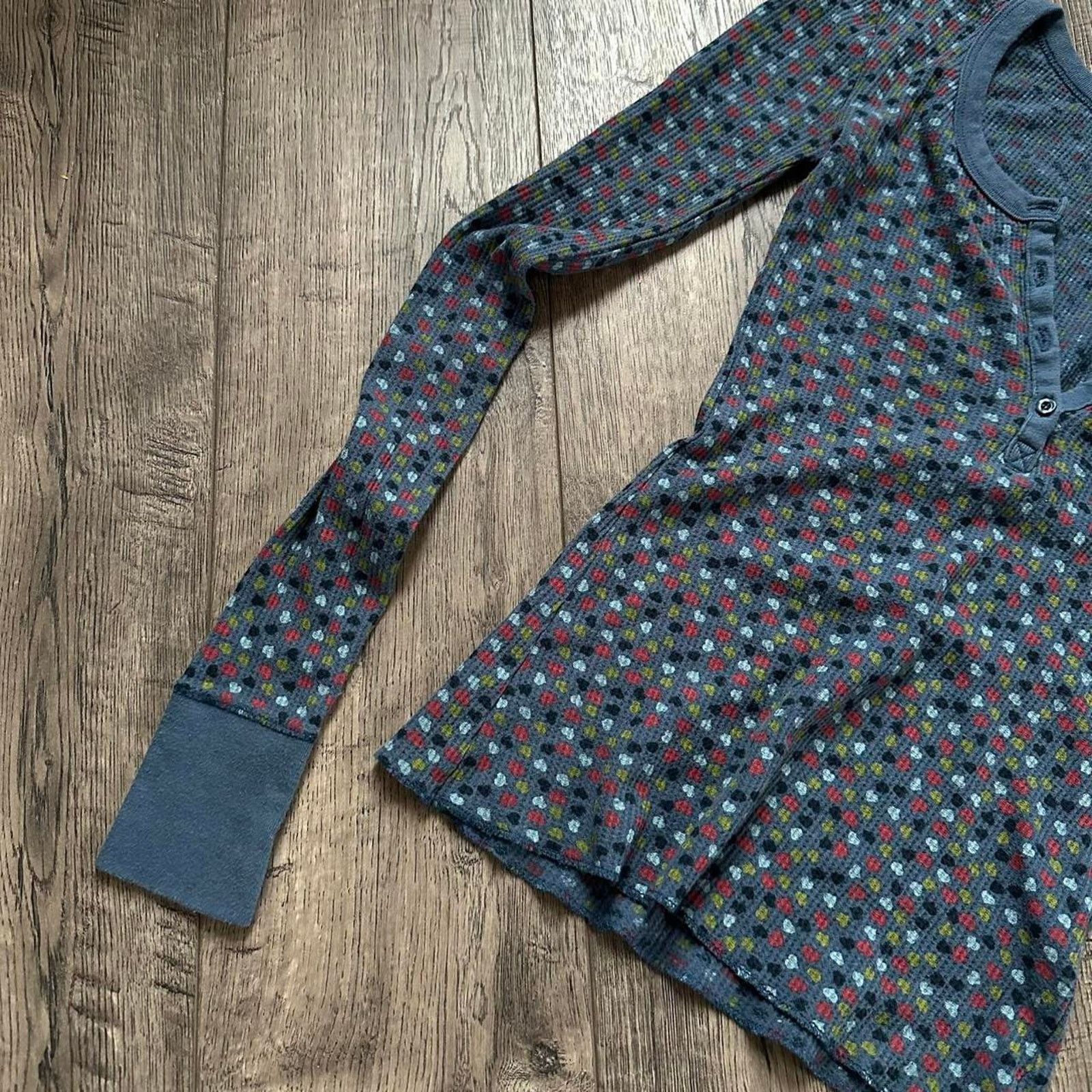 Japanese Brand × Vintage Vintage Y2K Archive Tight Thermal Waffle Longsleeve Shirt Size XS / US 0-2 / IT 36-38 - 2 Thumbnail