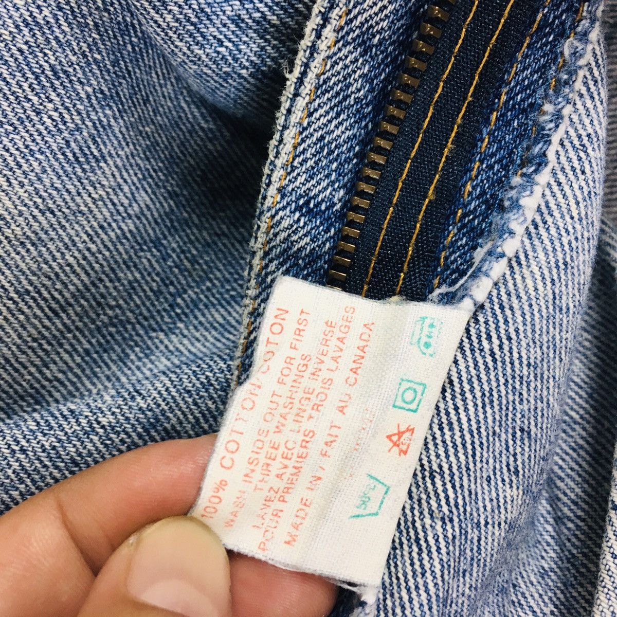 Levi's Vintage Clothing Vintage 80s Levi’s Button Stamp Number 1 Black Tab Canada Size US 34 / EU 50 - 11 Thumbnail