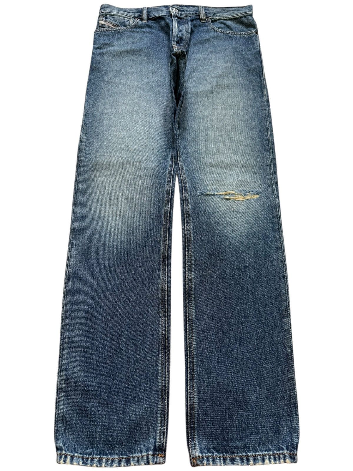 Diesel Vintage Diesel Faded Wash Distressed Jeans Size 32" / US 10 / IT 46 - 1 Thumbnail