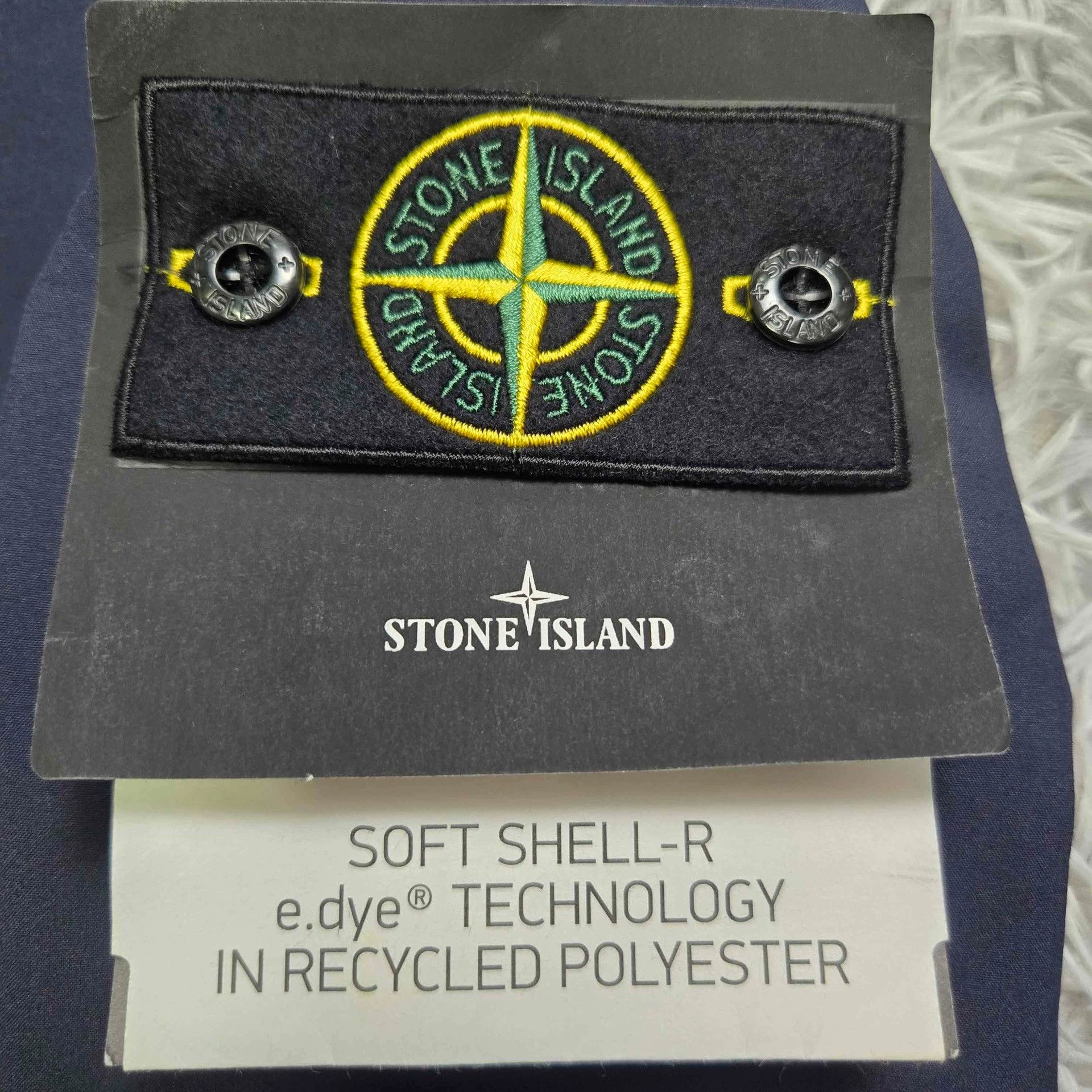 Stone Island stone island soft shell hooded jacket Size US M / EU 48-50 / 2 - 3 Thumbnail