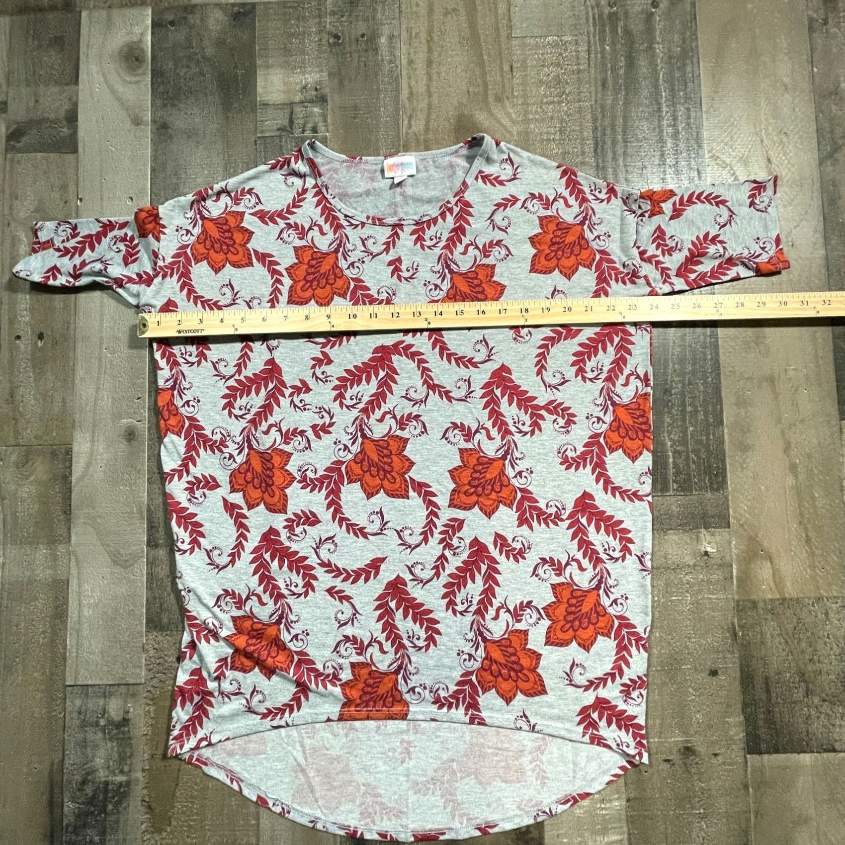 Vintage LulaRoe T Shirt Womens XS Red Floral Round Neck Dolman Tee Size XS / US 0-2 / IT 36-38 - 4 Thumbnail