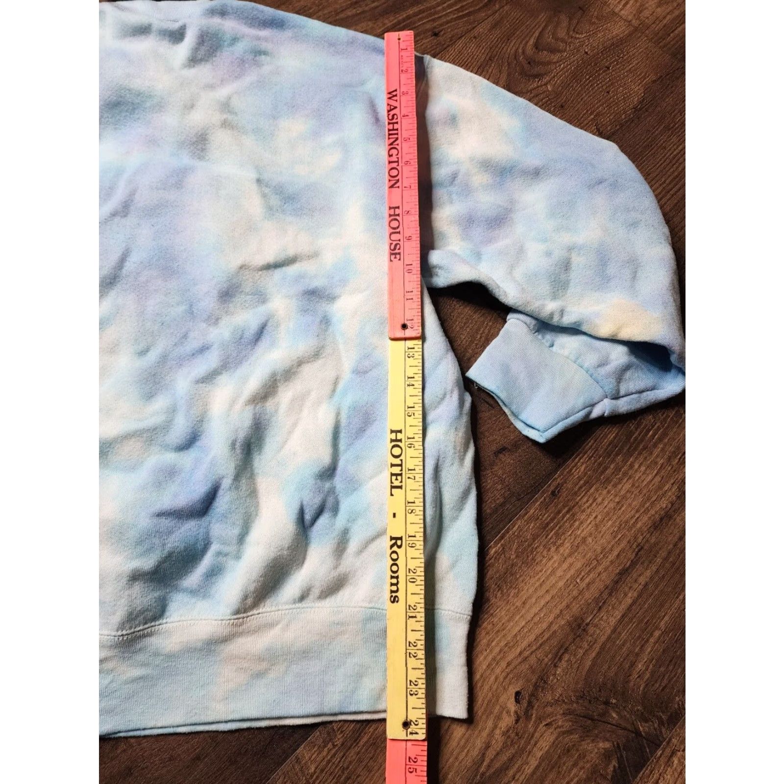 Fruit Of The Loom VINTAGE Fruit of the Loom Womens L Blue Crewneck Embroidered Grandma Bear Sweatshirt 80s Tie Dye Size L / US 10 / IT 46 - 3 Thumbnail