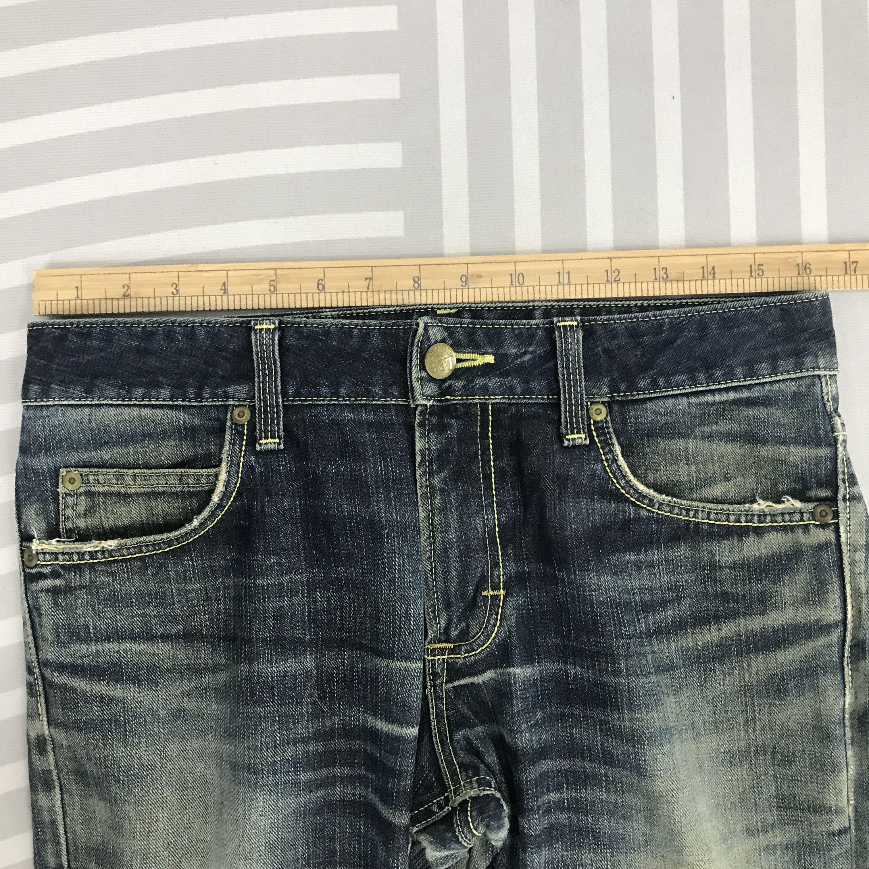 Japanese Brand × Lee × Vintage Vintage Gold Label Lee Riders Distressed Bootcut Jeans Size US 31 - 3 Thumbnail